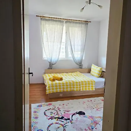 Apartment 2 Bedroom In Center, Near Metro *